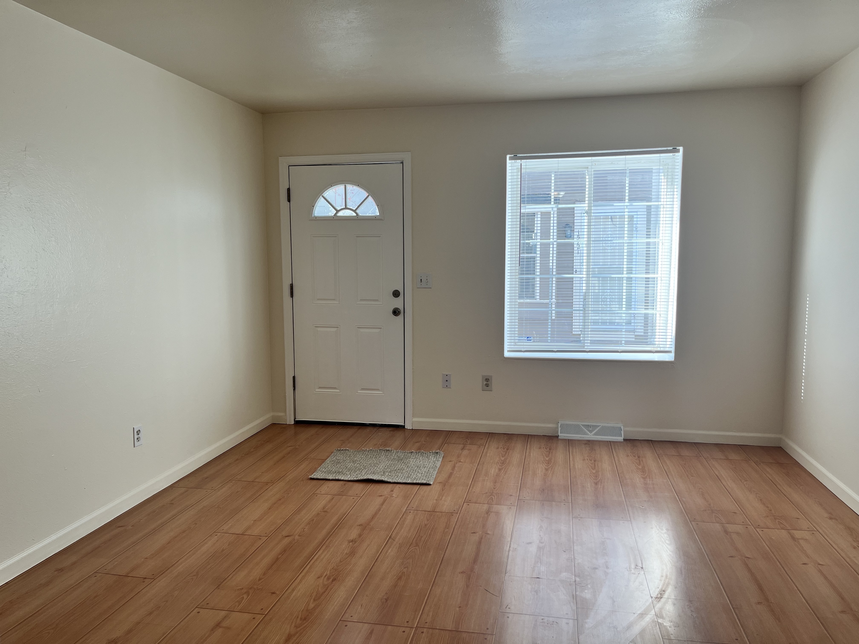 15761 East 13th Place